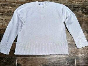 Zara Women's White Solid Crew Neck Long Sleeve Knit Sweater